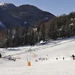 호텔 Kinder- Und Nockalm