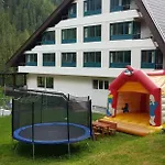 Hotel Kinder- Und Familienhotel Nockalm Innerkrems