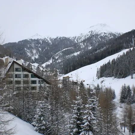 Отель Kinder- Und Familienhotel Nockalm 4*