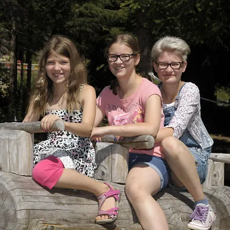 Отель Kinder- Und Familienhotel Nockalm Иннеркремс