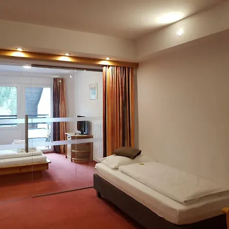 Kinder- Und Familienhotel Nockalm 4* Иннеркремс