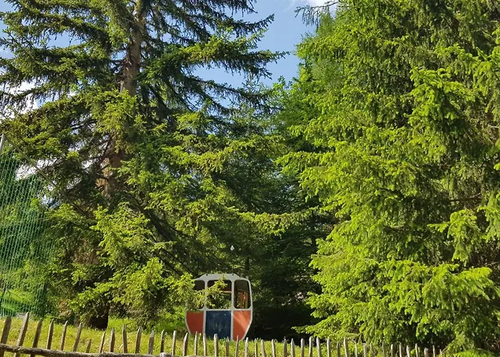 Kinder- Und Nockalm Szálloda 4*