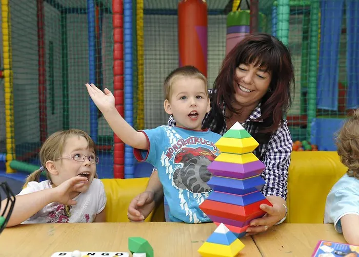 Kinder- Und Nockalm Szálloda Innerkrems